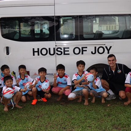 FOUNDATION BACK UP SCREENGRAB- AROUND THE WORLD, AROUND THE WORLDS THREE